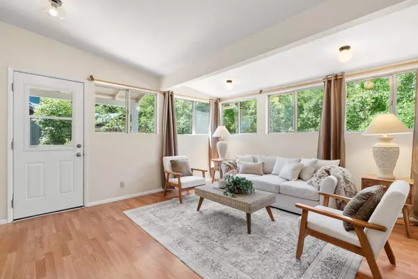 Boulder Creek, CA 95006,205/207 Apple Knoll DR