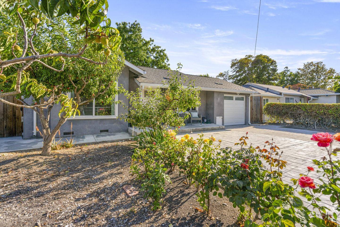 Sunnyvale, CA 94085,148 W Maude AVE
