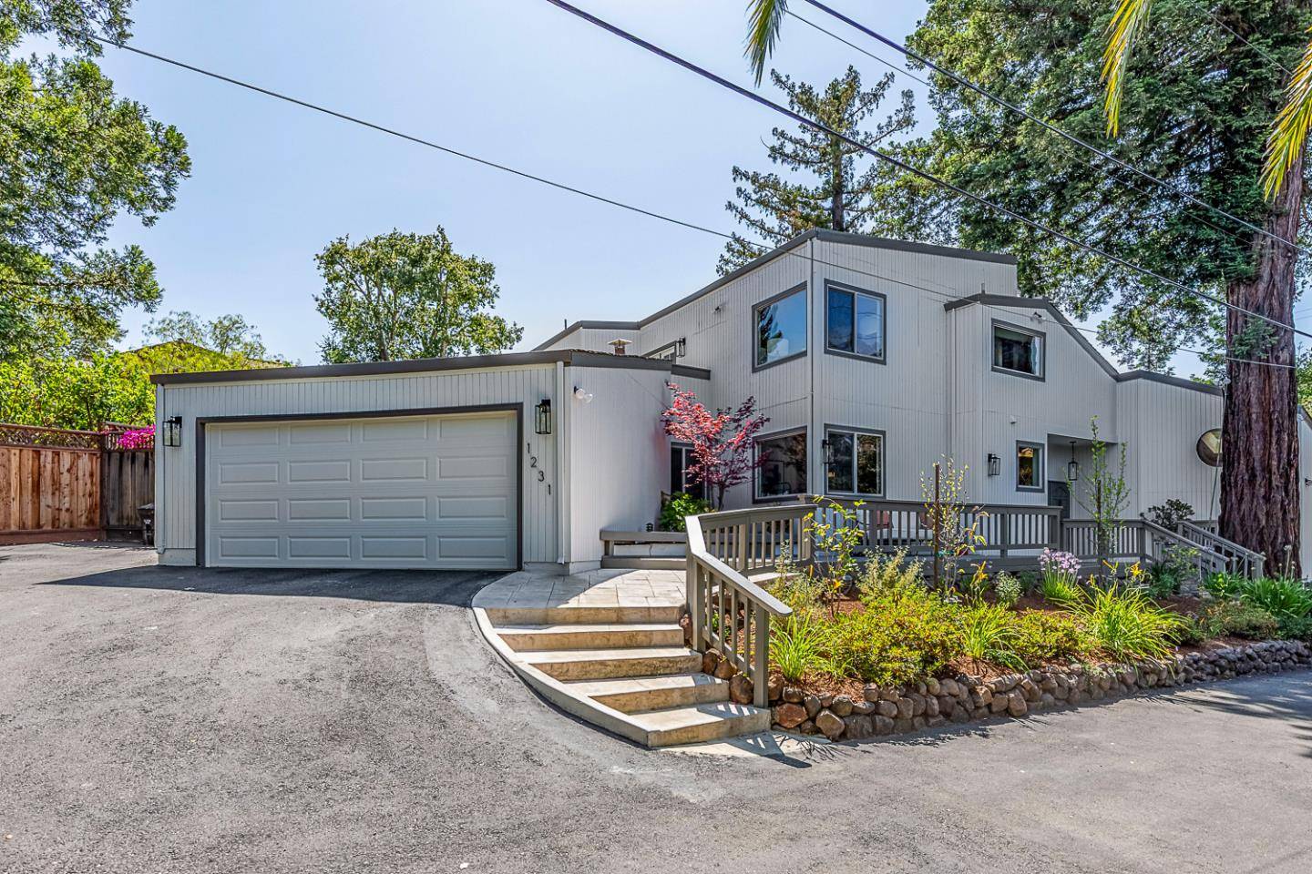 1231 Gronwall LN, Los Altos, CA 94024