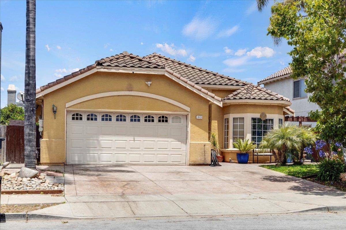 1913 Declaration ST, Salinas, CA 93906