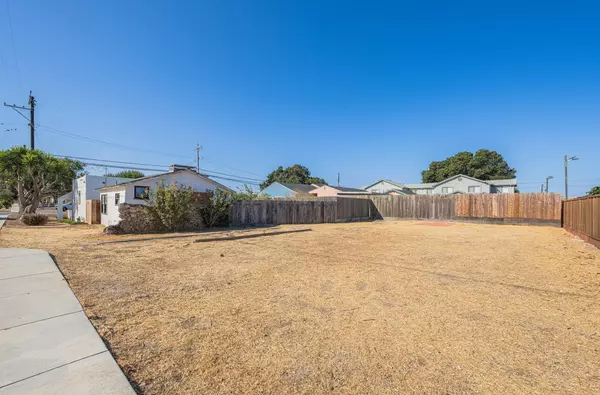 Greenfield, CA 93927,704 Oak AVE