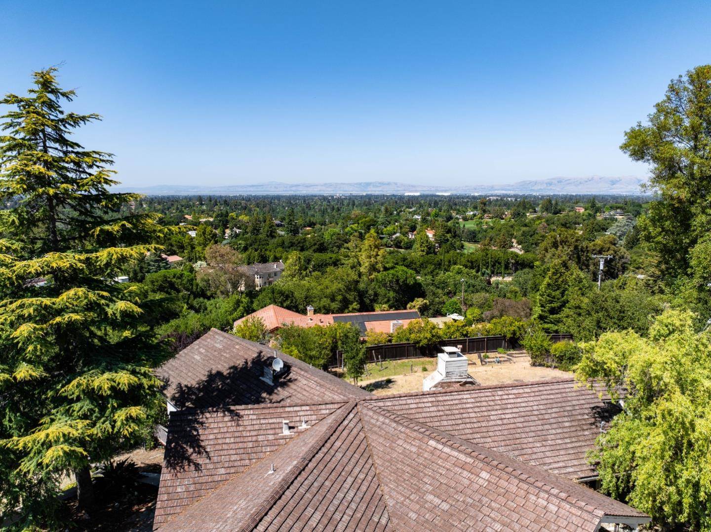 Los Altos, CA 94024,11552 Hillpark LN