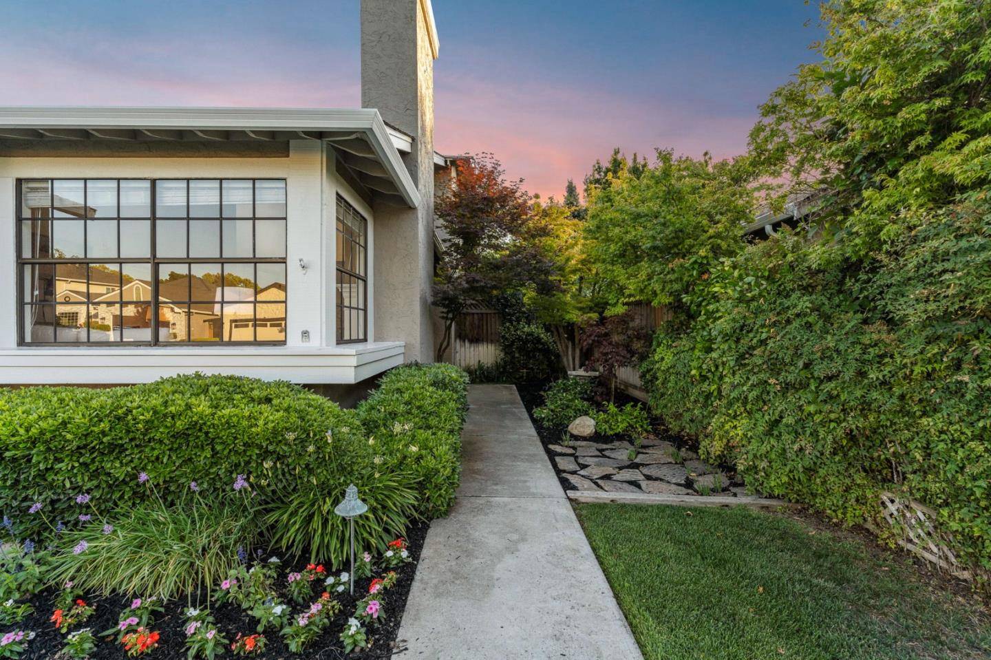 San Jose, CA 95118,4331 Montmorency CT