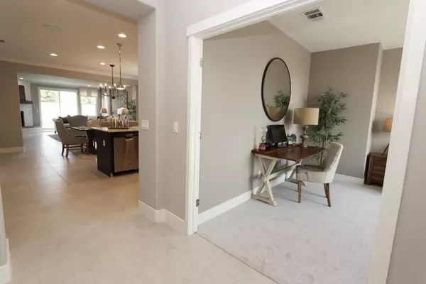 Los Banos, CA 93635,1212 Gypsum DR 2-3