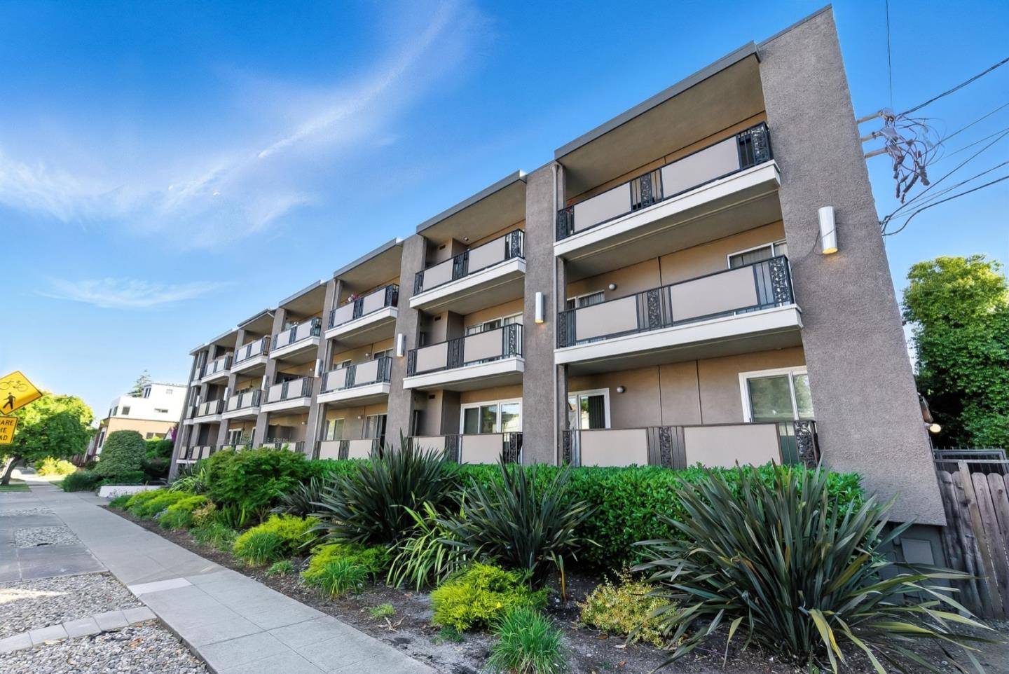 San Carlos, CA 94070,728 Elm ST 205