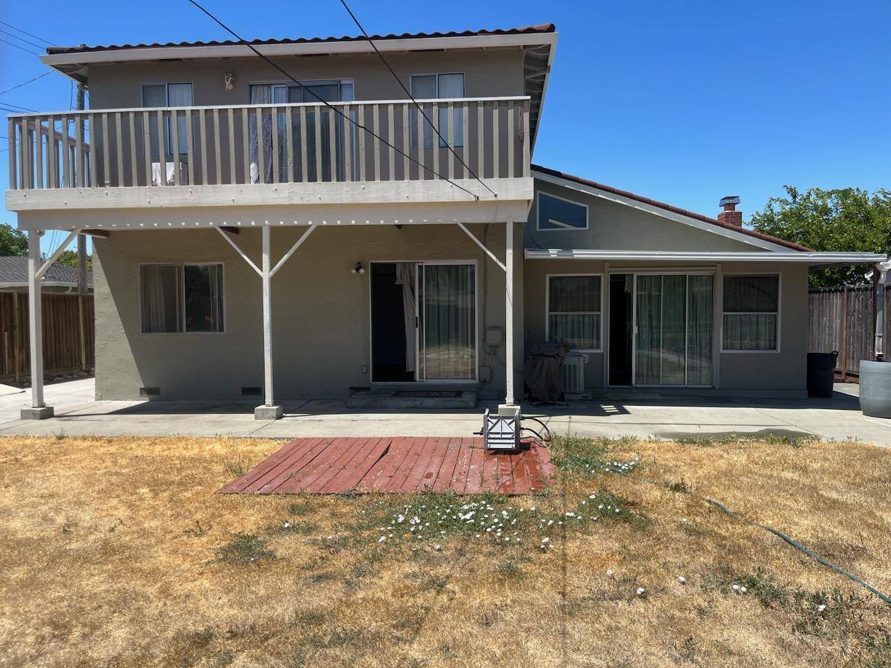 Santa Clara, CA 95050,2337 Dundee DR