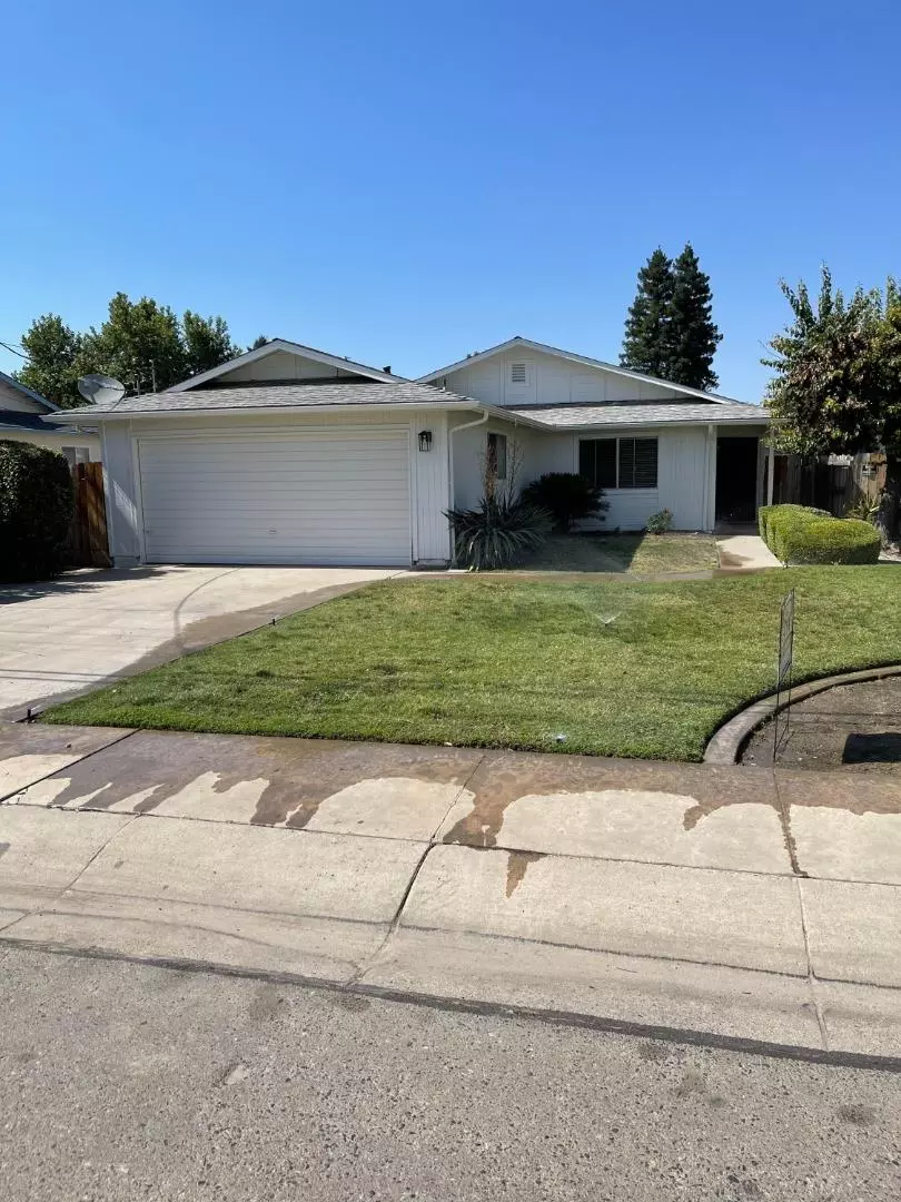 Visalia, CA 93277,4438 W Feemster AVE