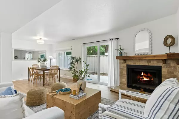 Santa Cruz, CA 95065,3101 Erin LN