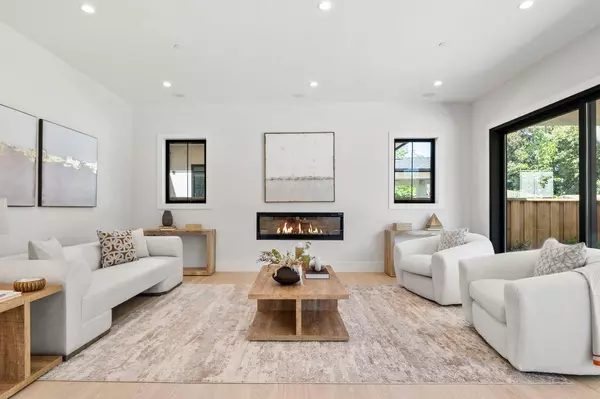 Campbell, CA 95008,615 Chapman DR