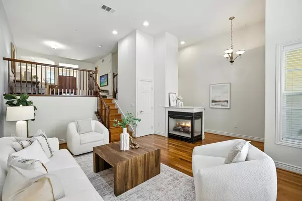 255 Honeylocust TER, Sunnyvale, CA 94086