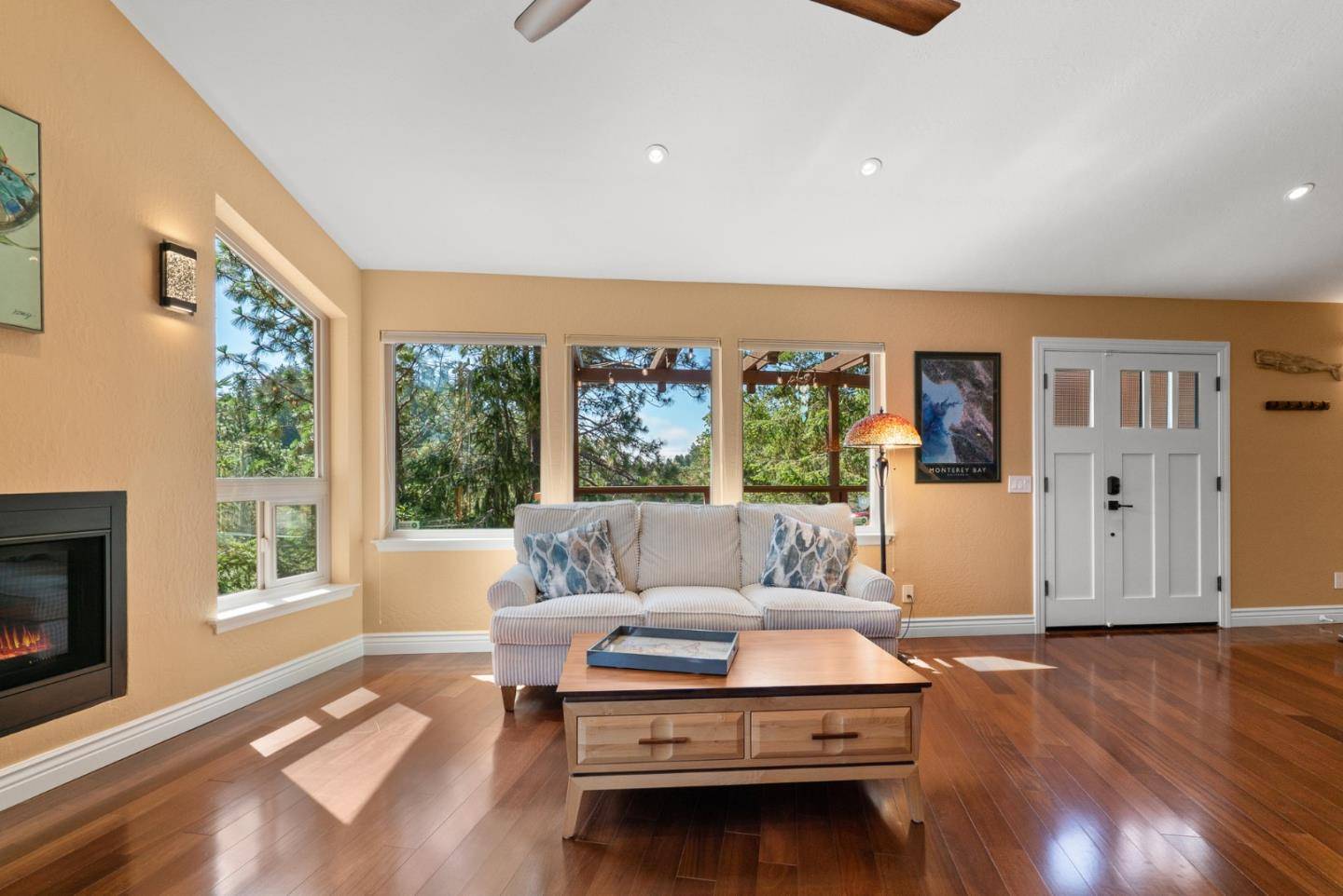 Scotts Valley, CA 95066,112 Blueberry DR