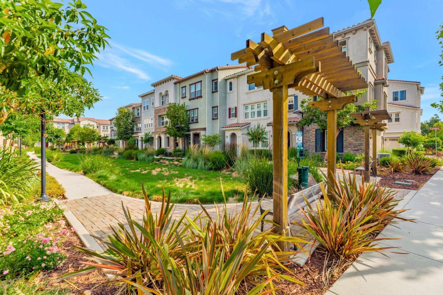Morgan Hill, CA 95037,17985 Cantabria LN