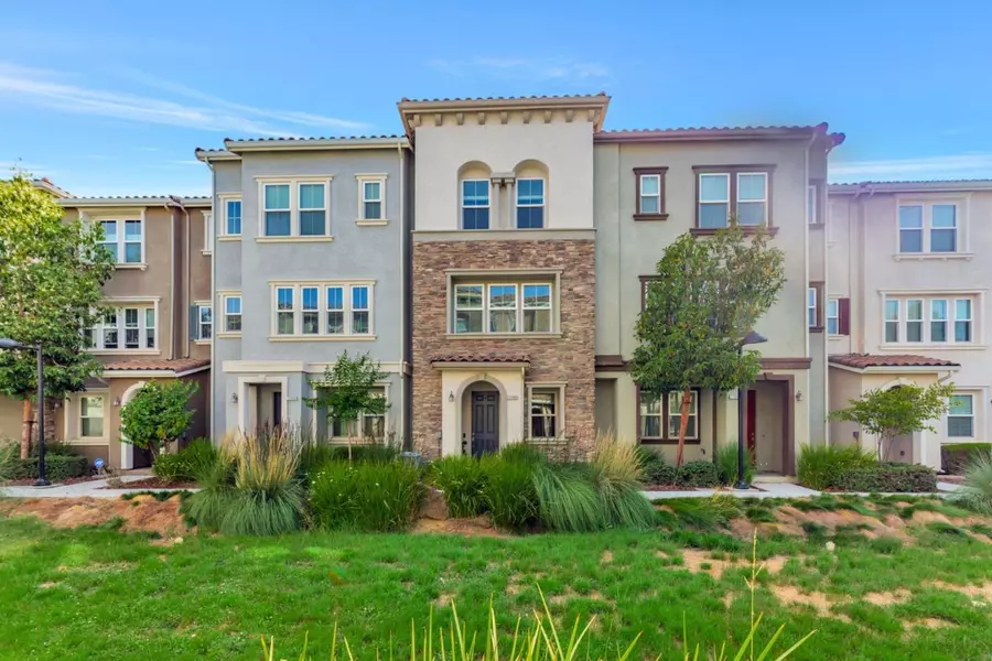 17985 Cantabria LN, Morgan Hill, CA 95037
