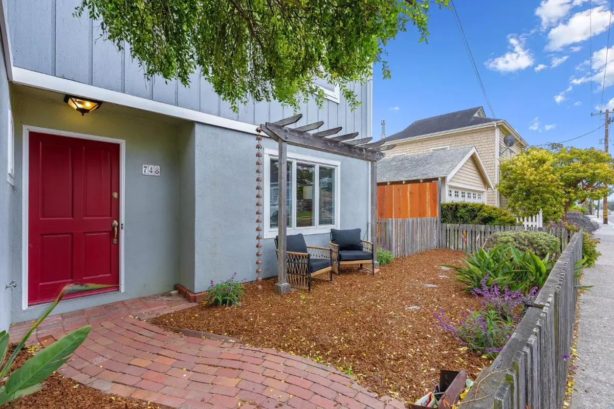 Pacific Grove, CA 93950,748 Junipero AVE