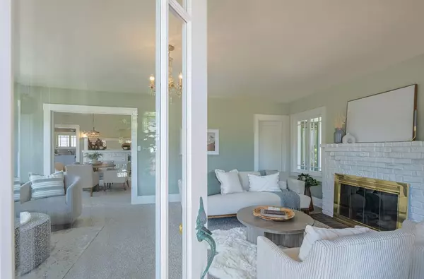 Pacific Grove, CA 93950,851 Bayview AVE