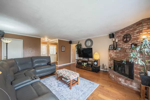 Salinas, CA 93906,19010 Souza WAY