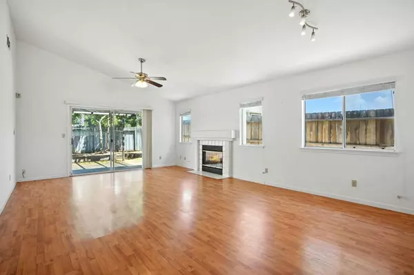 Antelope, CA 95843,8534 Shadow Crest CIR