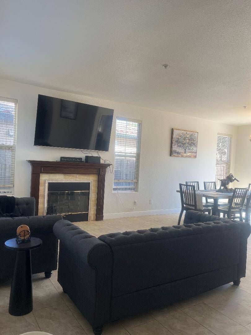 King City, CA 93930,627 Oates AVE