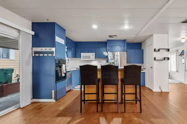 444 Whispering Pines 107, Scotts Valley, CA 95066
