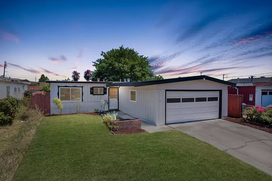 6364 Thomas AVE, Newark, CA 94560