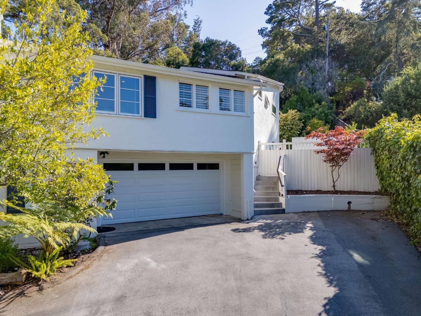 Hillsborough, CA 94010,401 Hillsborough BLVD