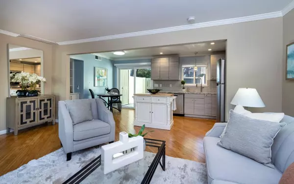 Saratoga, CA 95070,19113 Vineyard LN