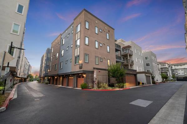 1452 Nightshade RD 40, Milpitas, CA 95035