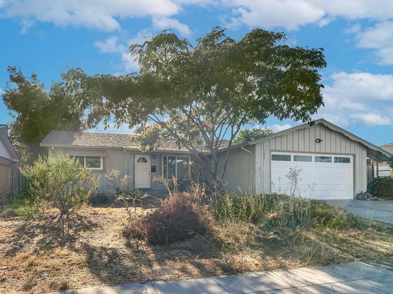 1677 Meadowlark LN, Sunnyvale, CA 94087