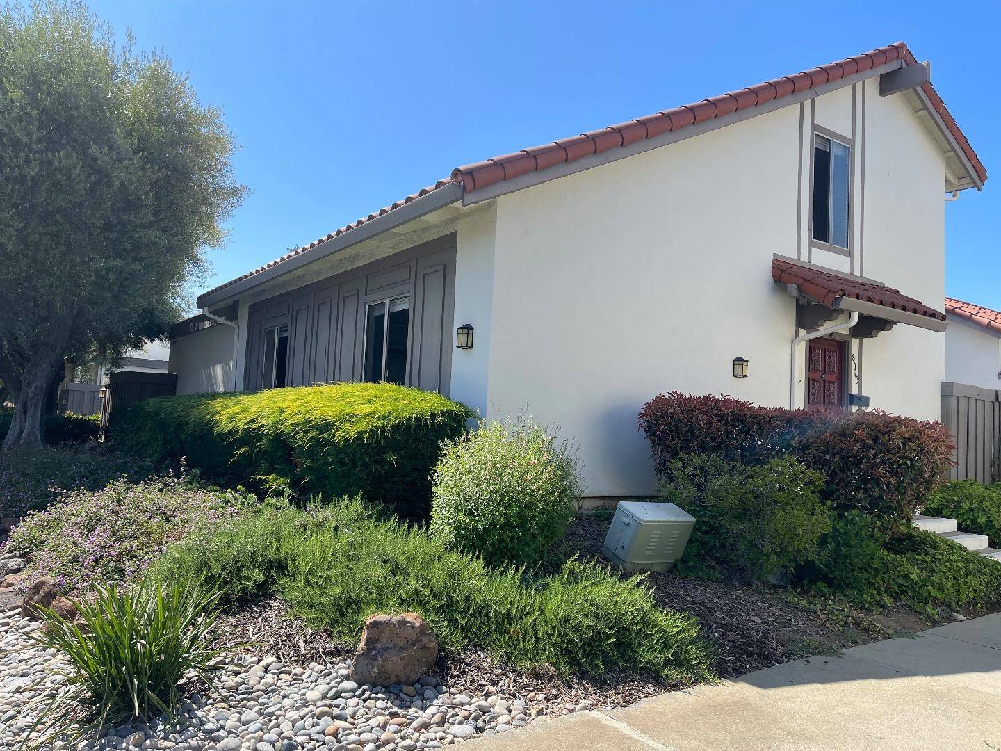 8063 Park Villa CIR, Cupertino, CA 95014
