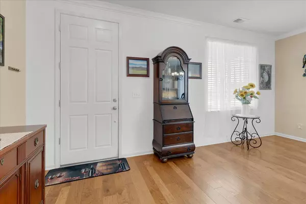Hollister, CA 95023,1751 Brighton DR