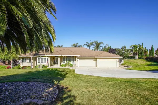 Hollister, CA 95023,303 Taryn CT