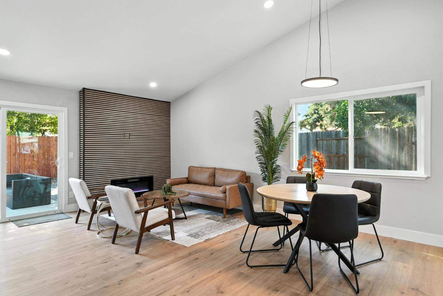 1190 Rio Norte WAY, Sacramento, CA 95834