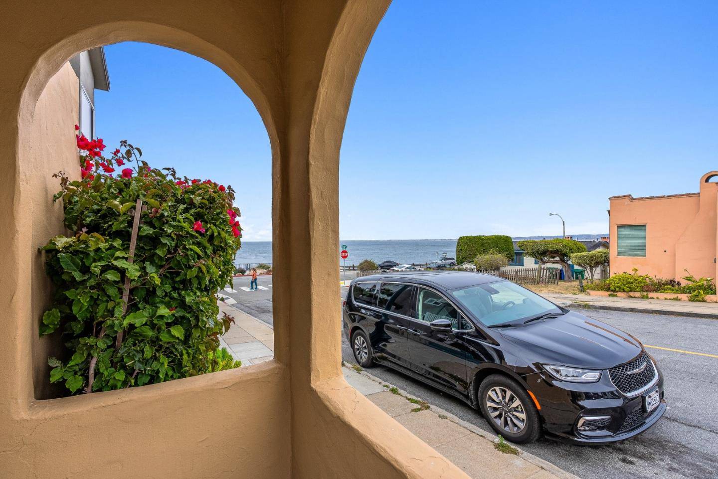 Pacific Grove, CA 93950,106 Forest AVE