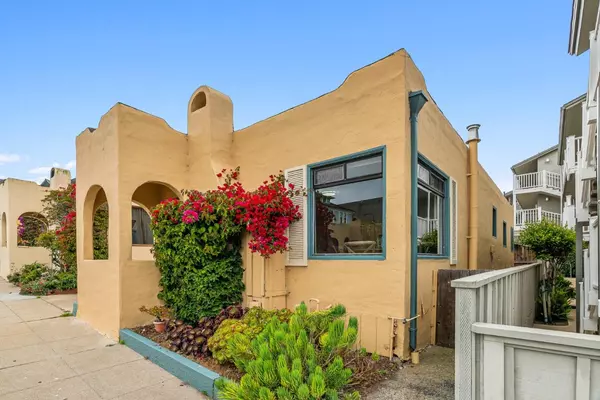 Pacific Grove, CA 93950,106 Forest AVE