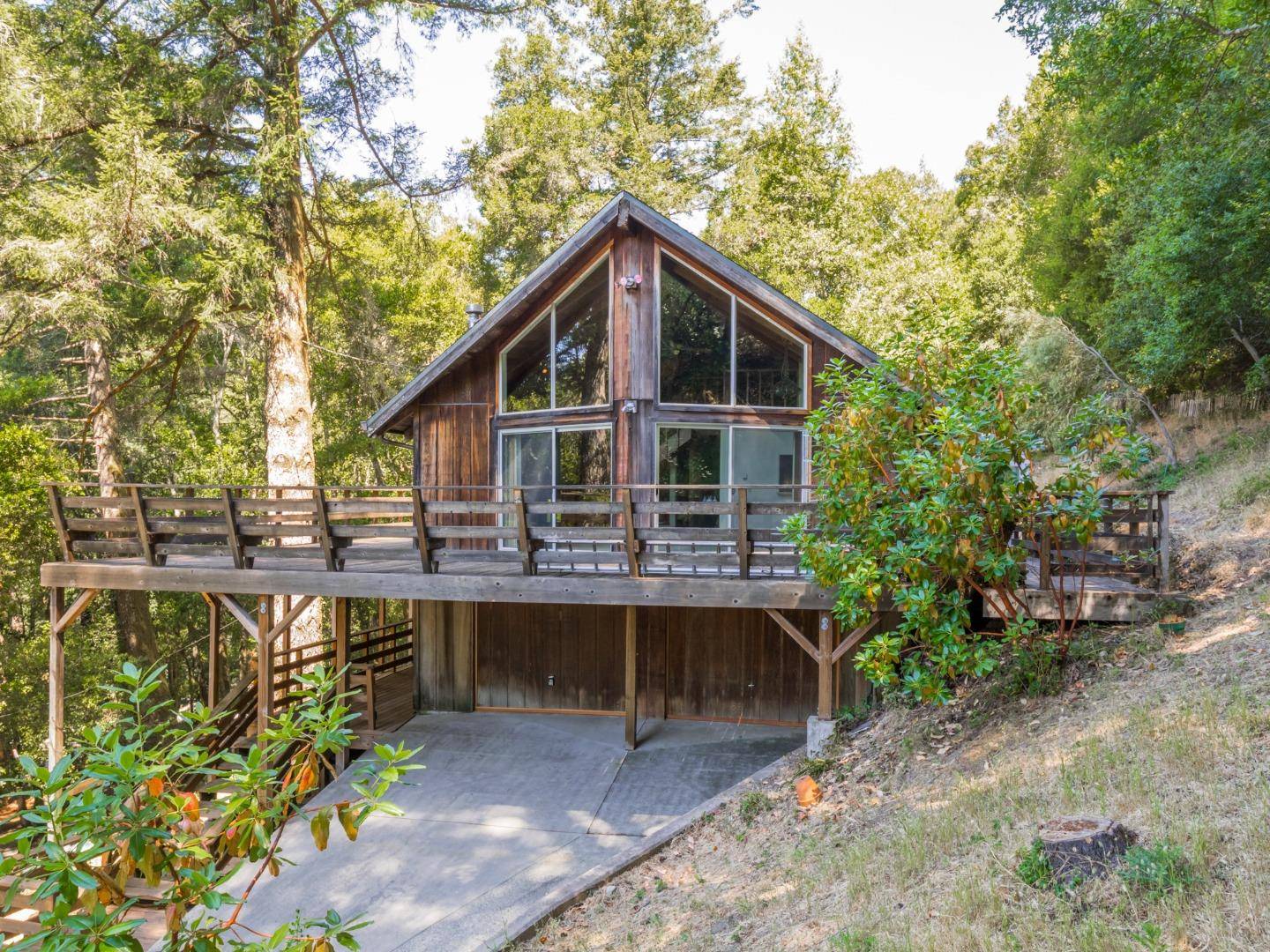 298 Vine Hill RD, Santa Cruz, CA 95065