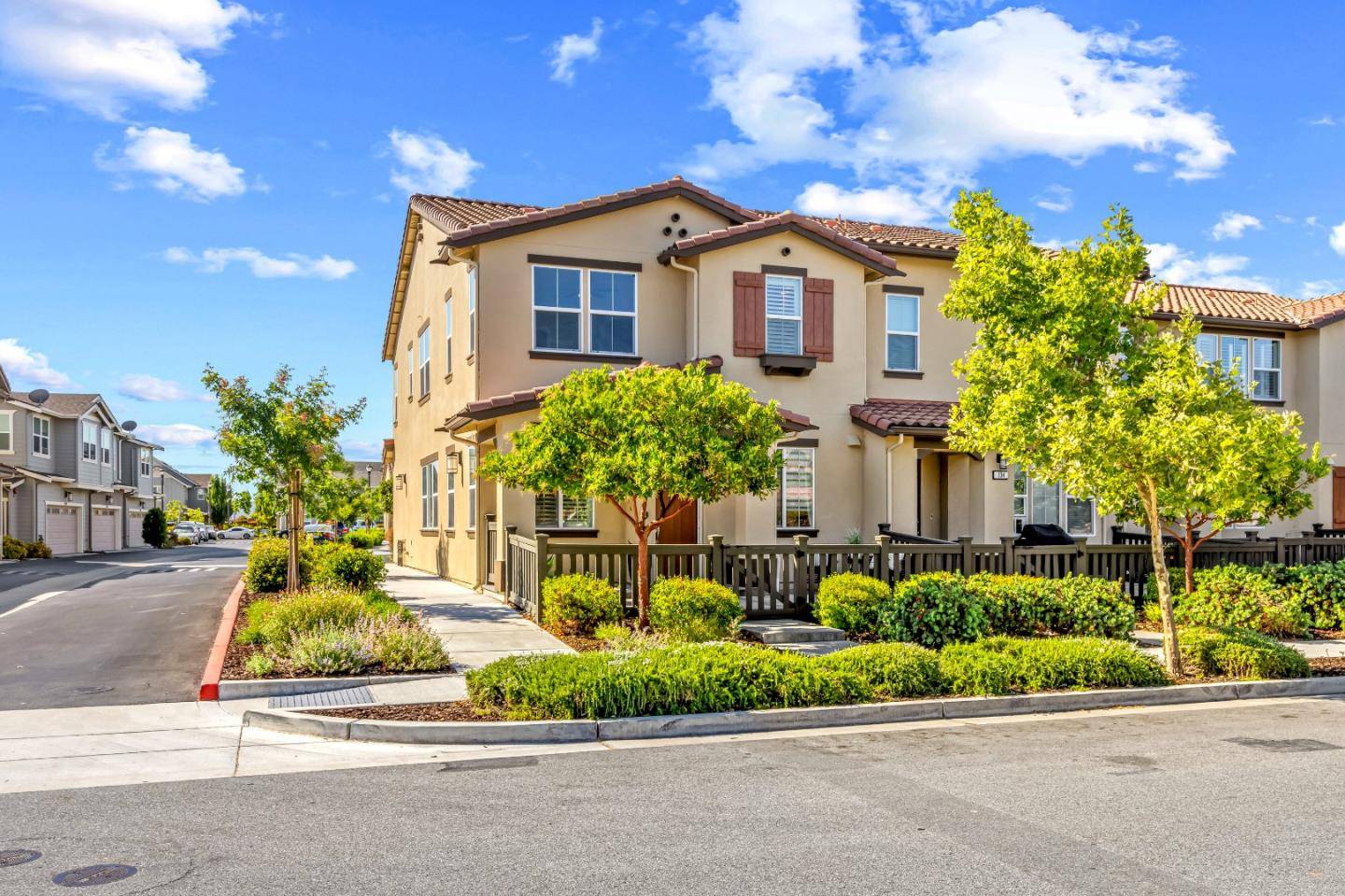 Morgan Hill, CA 95037,128 Peral AVE