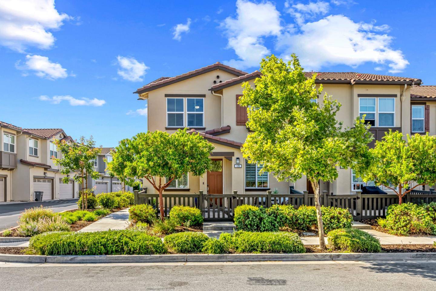 128 Peral AVE, Morgan Hill, CA 95037