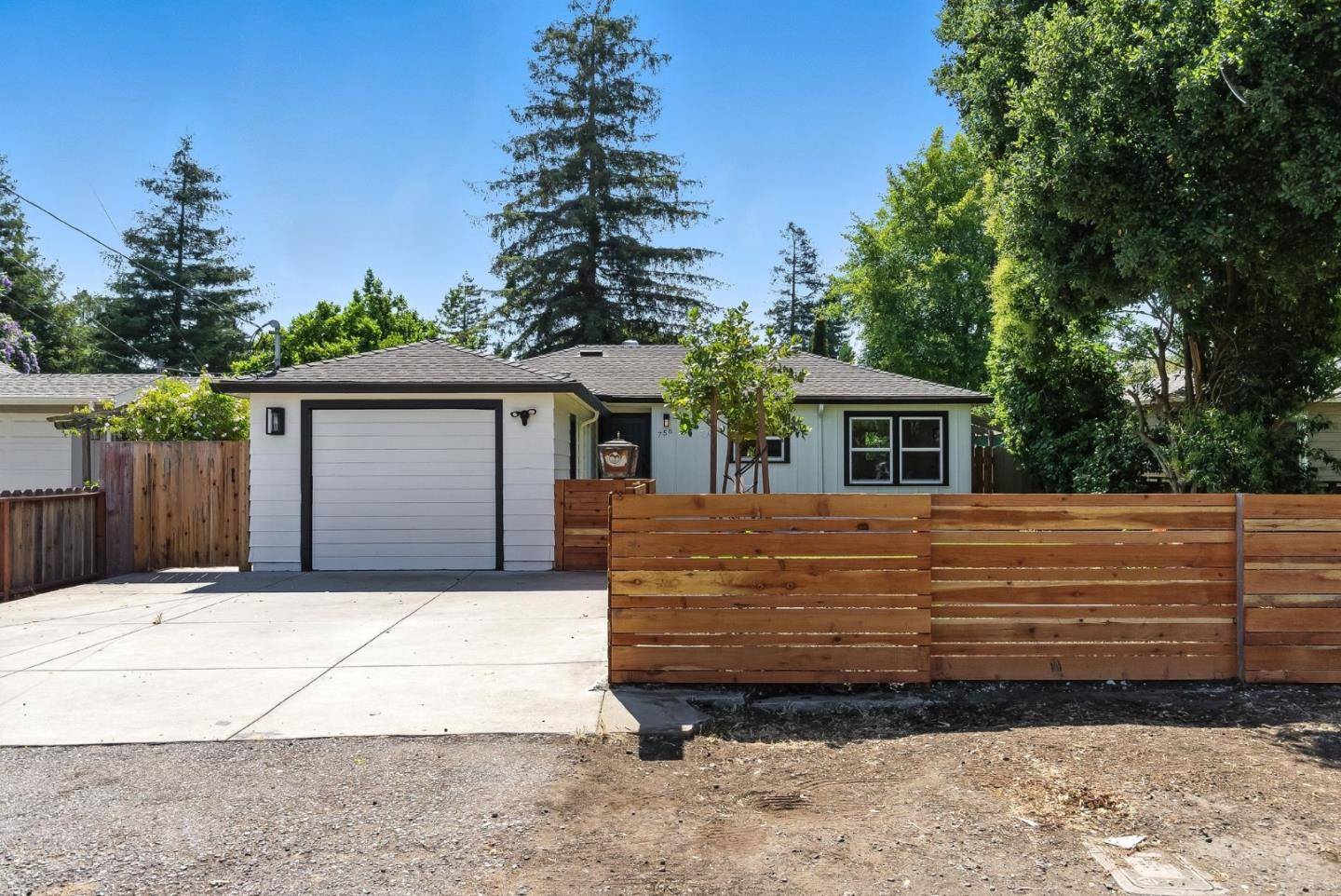 756 7th AVE, Redwood City, CA 94063