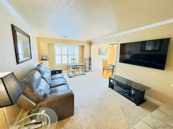 Salinas, CA 93901,1053 Riker ST 1