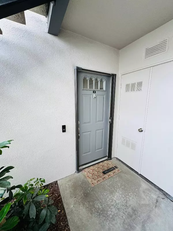 Salinas, CA 93901,1053 Riker ST 1