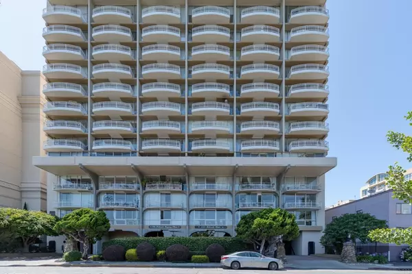 Oakland, CA 94612,1555 Lakeside DR 184