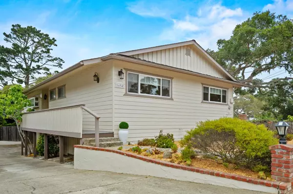 1694 Prescott AVE, Monterey, CA 93940