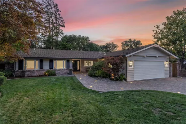 Los Gatos, CA 95032,249 Montclair RD