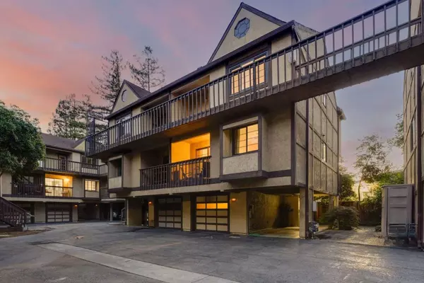 1122 Brewster AVE, Redwood City, CA 94062