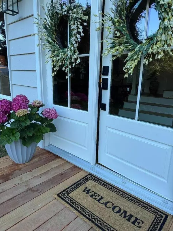 Scotts Valley, CA 95066,423 Nelson Rd.