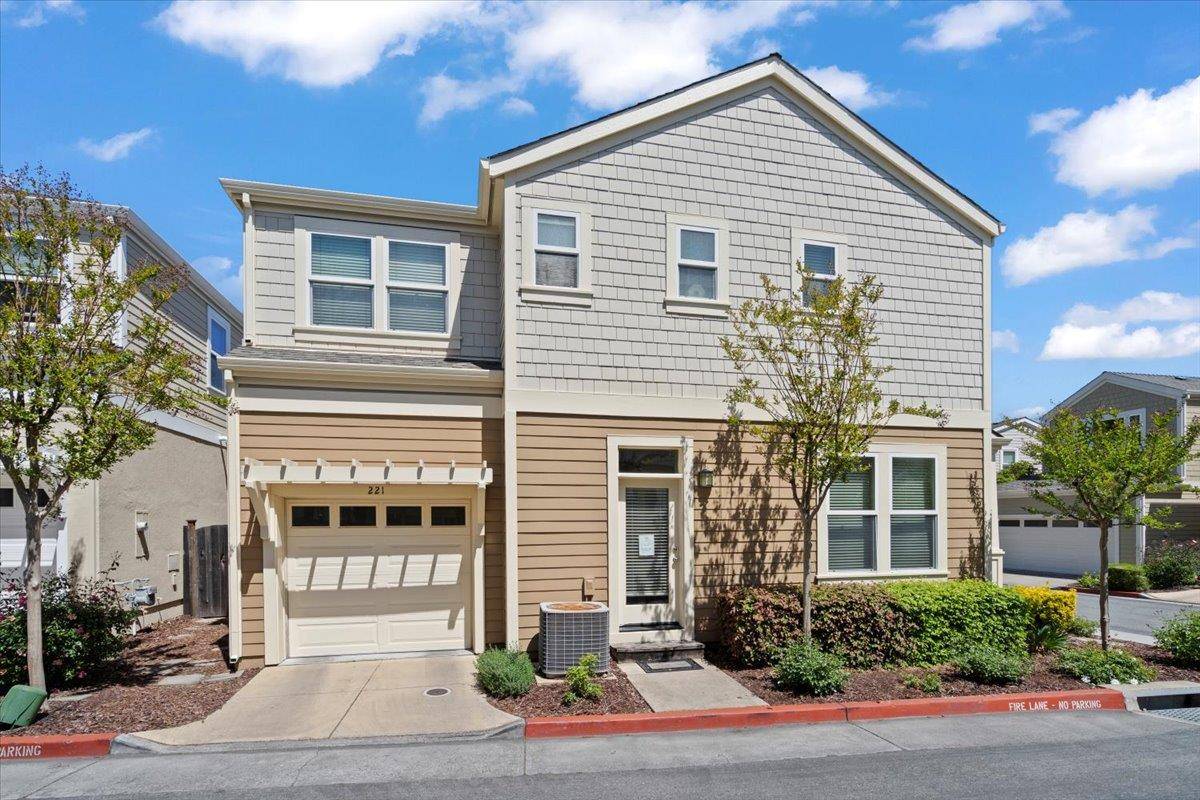 Los Gatos, CA 95032,221 Creekside Village DR