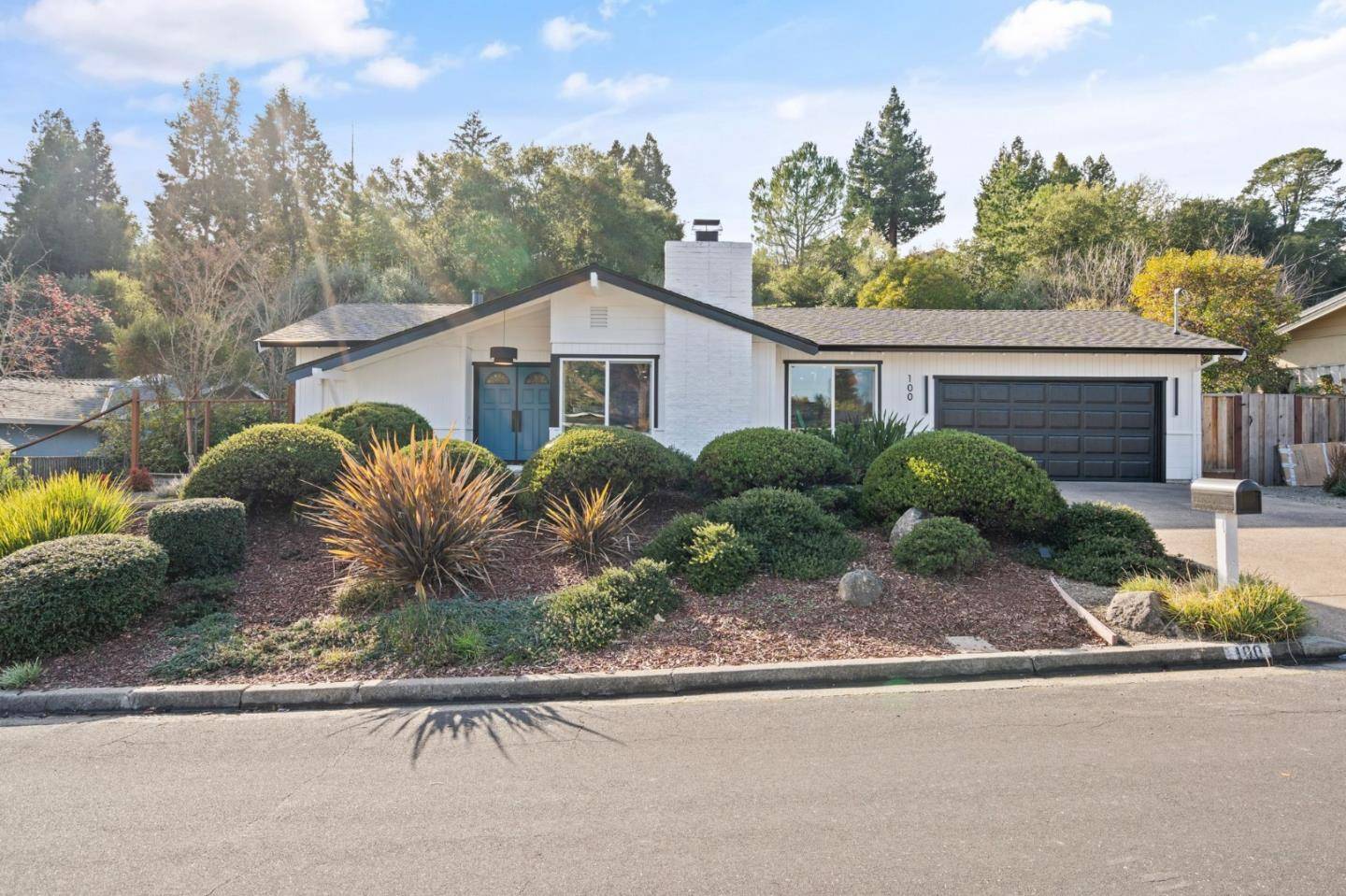 100 Hardie DR, Moraga, CA 94556