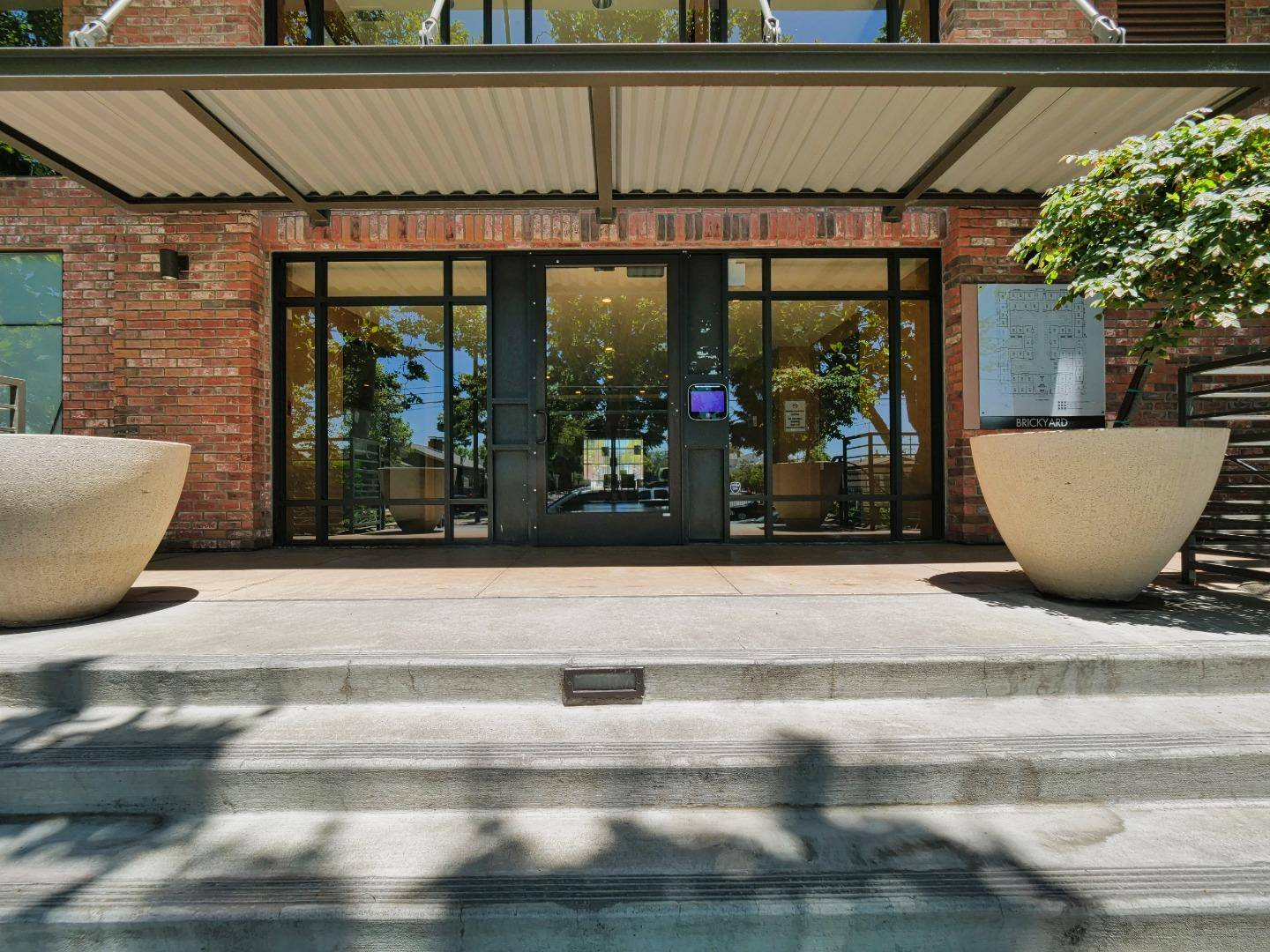 San Jose, CA 95112,1060 S 3rd ST 115