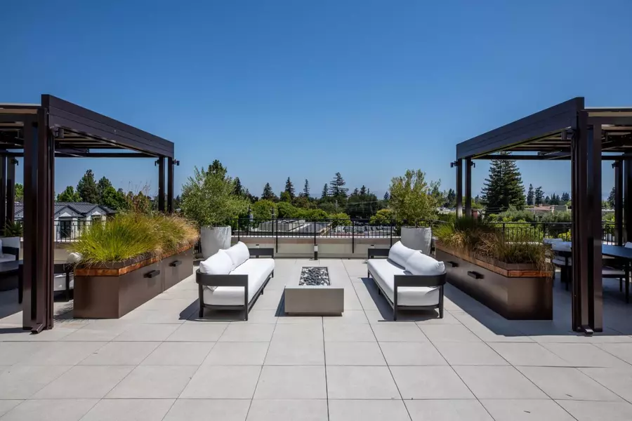 450 First ST 201, Los Altos, CA 94022