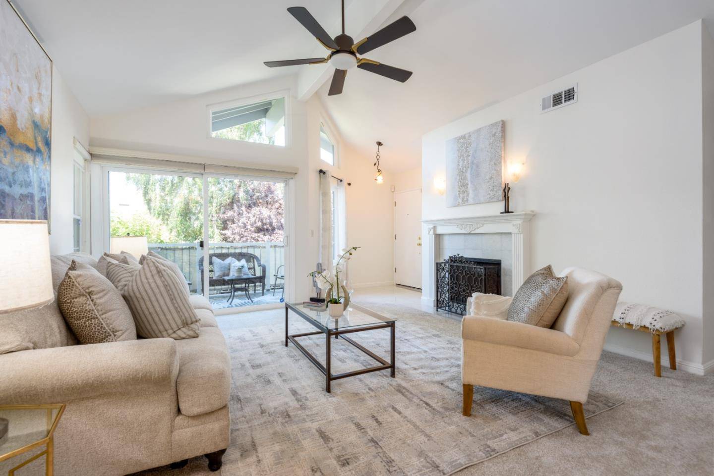San Mateo, CA 94404,1638 Via Laguna 9